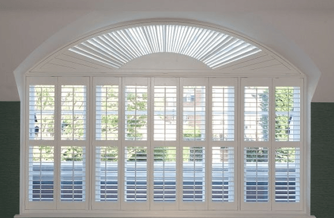 The Long Beach and Wellington Range